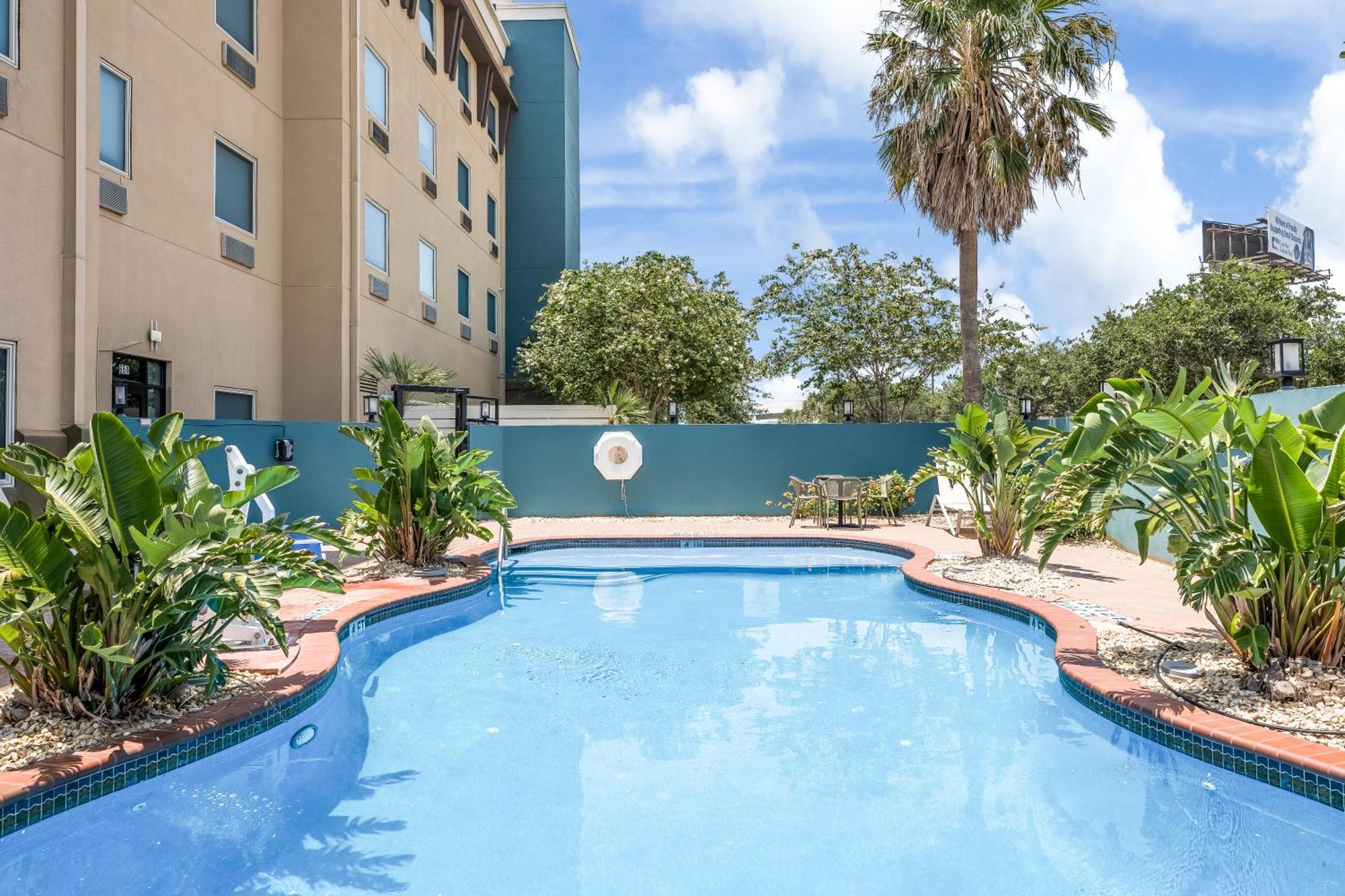 Holiday Inn - Brownsville By Ihg Exterior foto