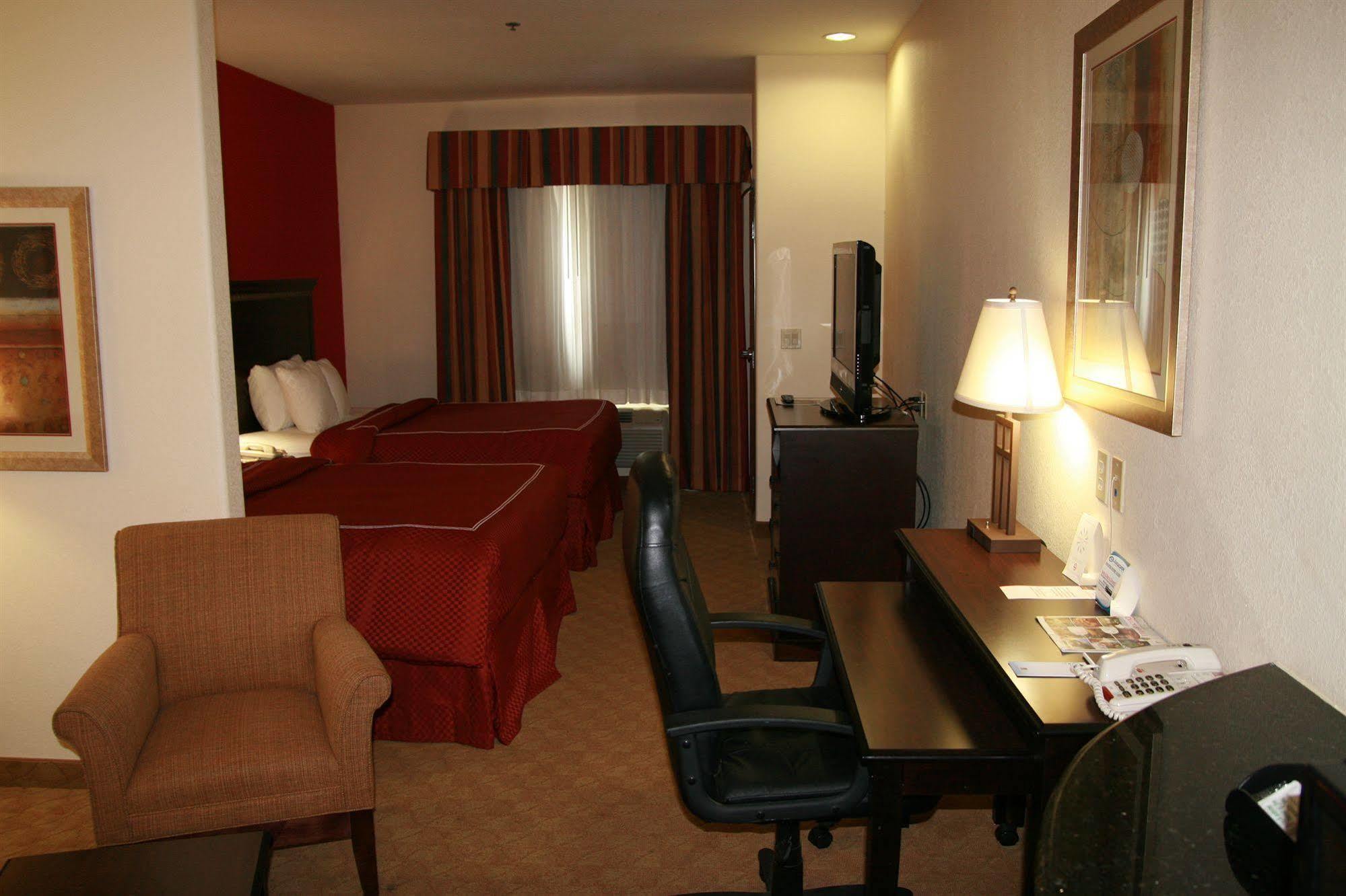 Holiday Inn - Brownsville By Ihg Exterior foto